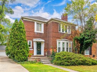 710 Neff Rd, Grosse Pointe, MI 48230