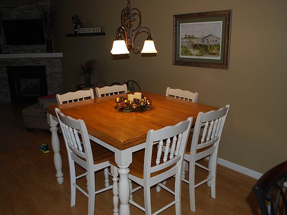 4th image of 14515 Waterside Dr