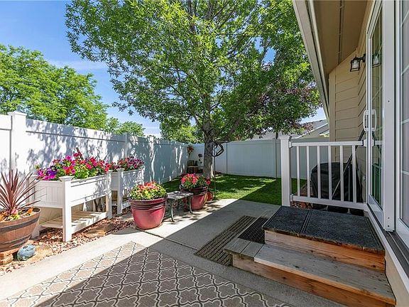 3rd image of 3811 Stillwater Dr