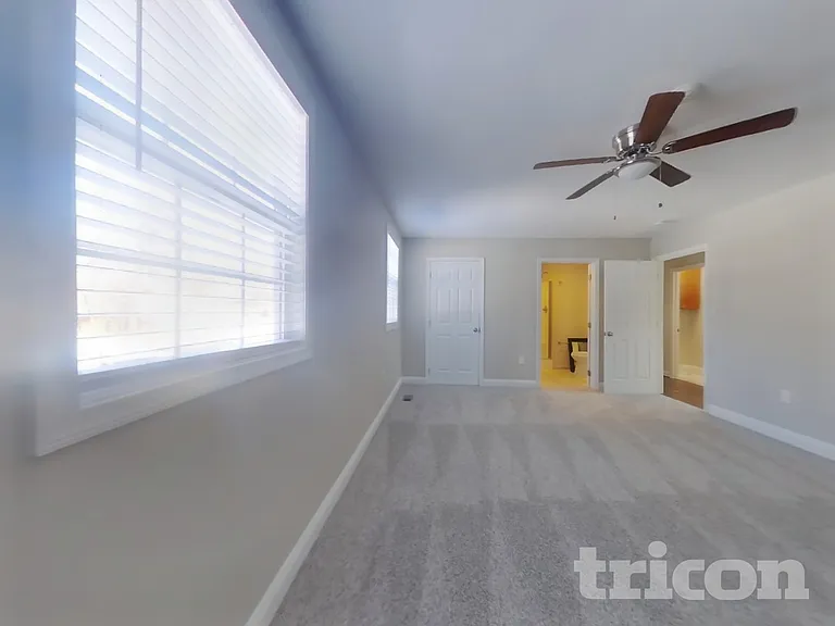 1202 Addison Ct — Photo 8