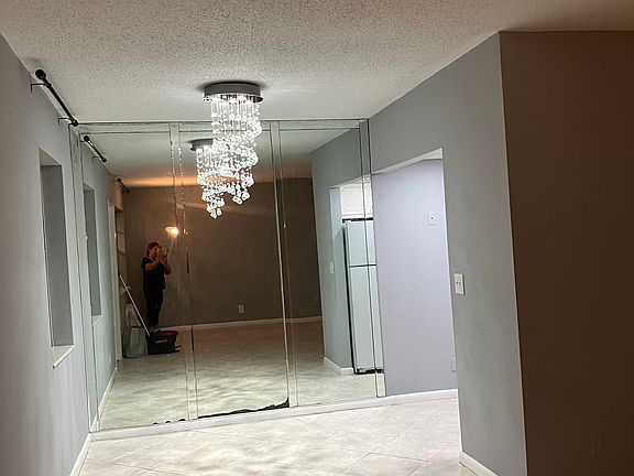 UNFURNISHED dining room