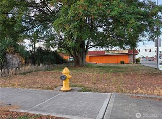 223 3rd St NE, Auburn, WA 98002