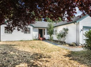 1710 24th Ct, Anacortes, WA 98221