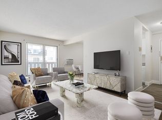 1020 Matheson Dr #205, Saskatoon, SK S7L5T7