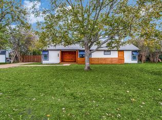 975 S Waco St, Van Alstyne, TX 75495
