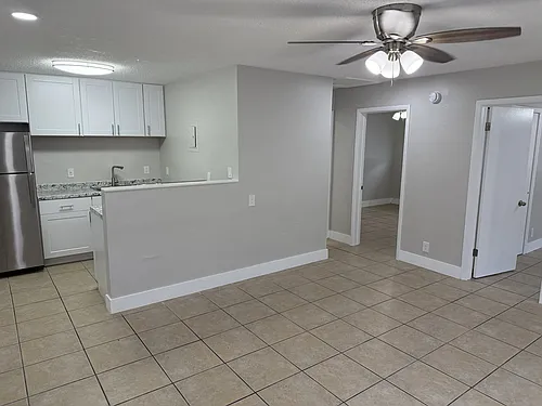 1331 Holly Heights Dr #1 Photo 1