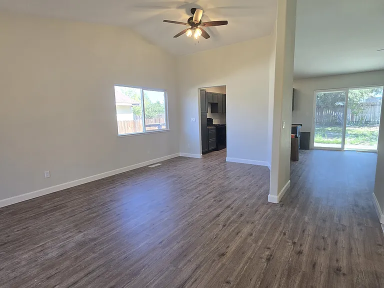 1340 Leonard Rd — Photo 9