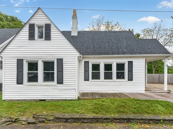 222 Mount Airy Ave, Paris, KY 40361
