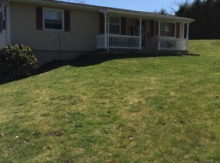 1385 Blue Jay Six Rd, Cool Ridge, WV 25825