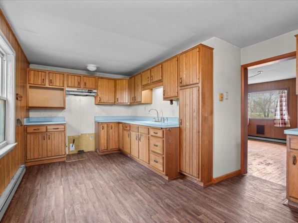 N5715 County Road I, Fredonia, WI 53021