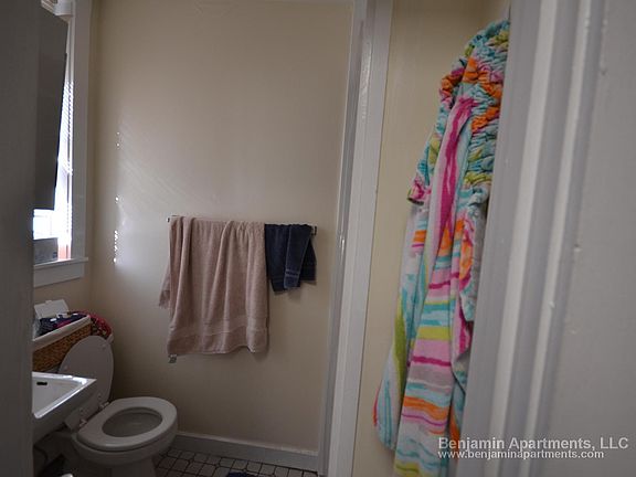 2nd image of 15 Garden St #B
