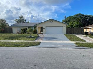 2020 7th Ct S, Lake Worth, FL 33461