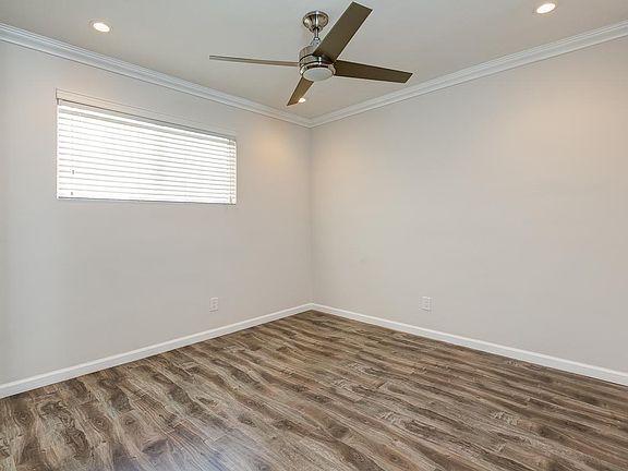 5th image of 1406 N Martel Ave APT 5