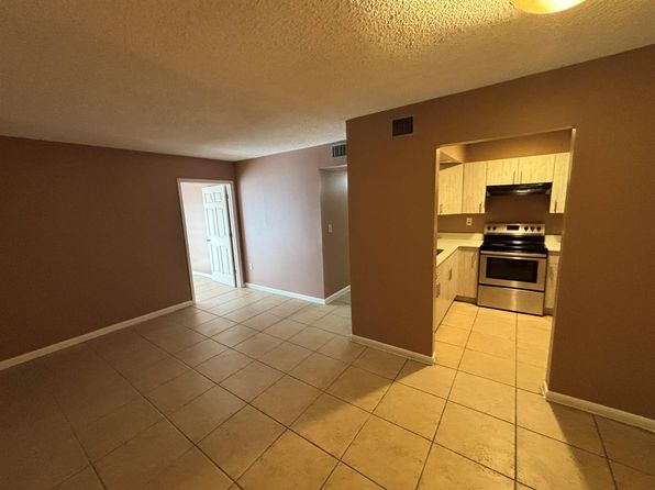3710 NW 21st St APT 413