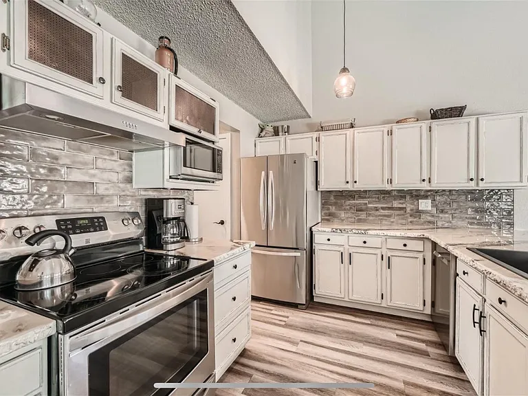 5954 S Netherland Cir — Photo 14