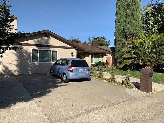 3rd image of 6015 Tupelo Dr