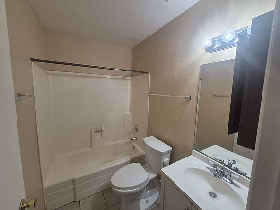 4th image of 645 W Rio Salado Pkwy #D
