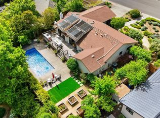 1675 Sylvaner Avenue, St. Helena, CA 94574