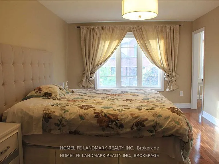 2245 Carm Dr — Photo 3