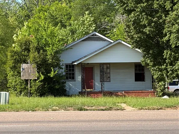 1207 Highland Ave, Selma, AL 36703