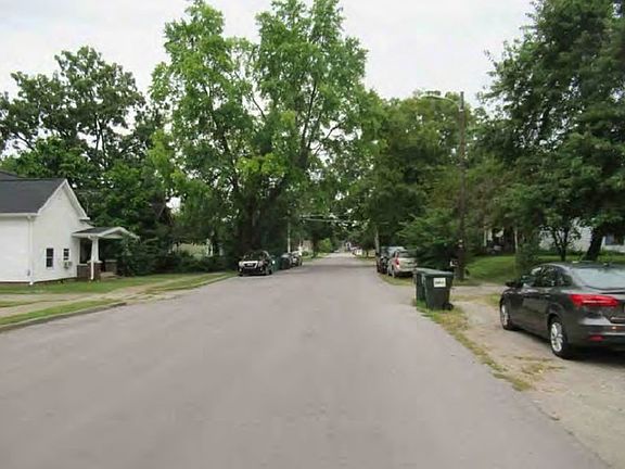 Exterior Neighborhood (street photo)