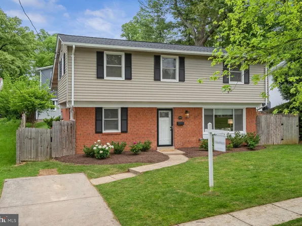 11417 Lund Pl, Kensington, MD 20895
