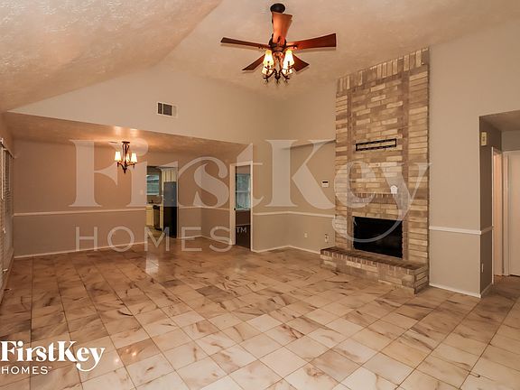 4th image of 12314 Meadow Ridge Dr
