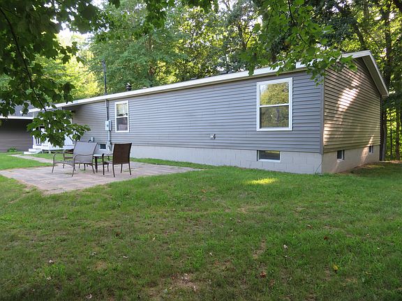 2nd image of 9560 N Meridian Rd