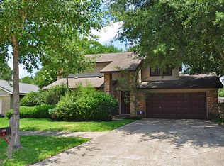 5223 Enchanted Mist Dr, Humble, TX 77346