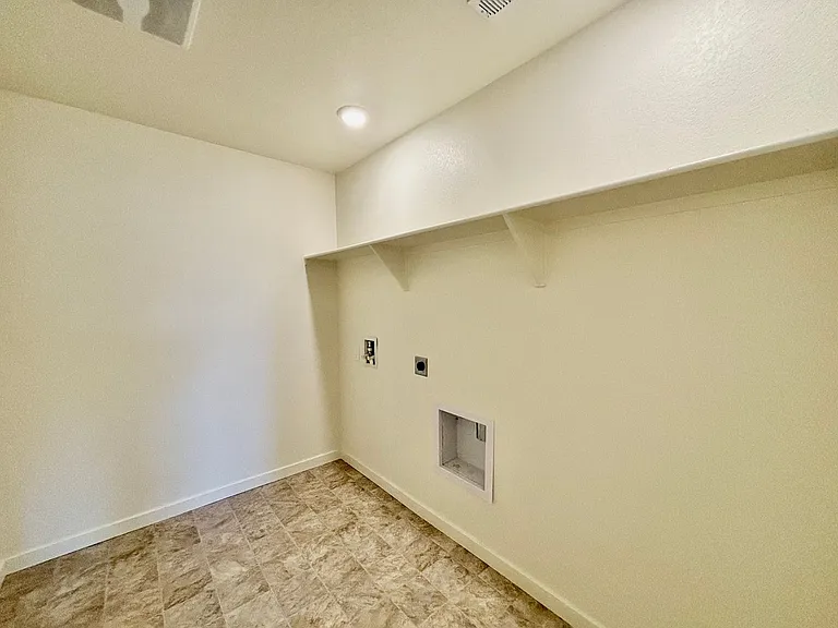 6395 Calla Lily St — Photo 24
