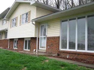 73 Redbud Dr, Clarksburg, WV 26301