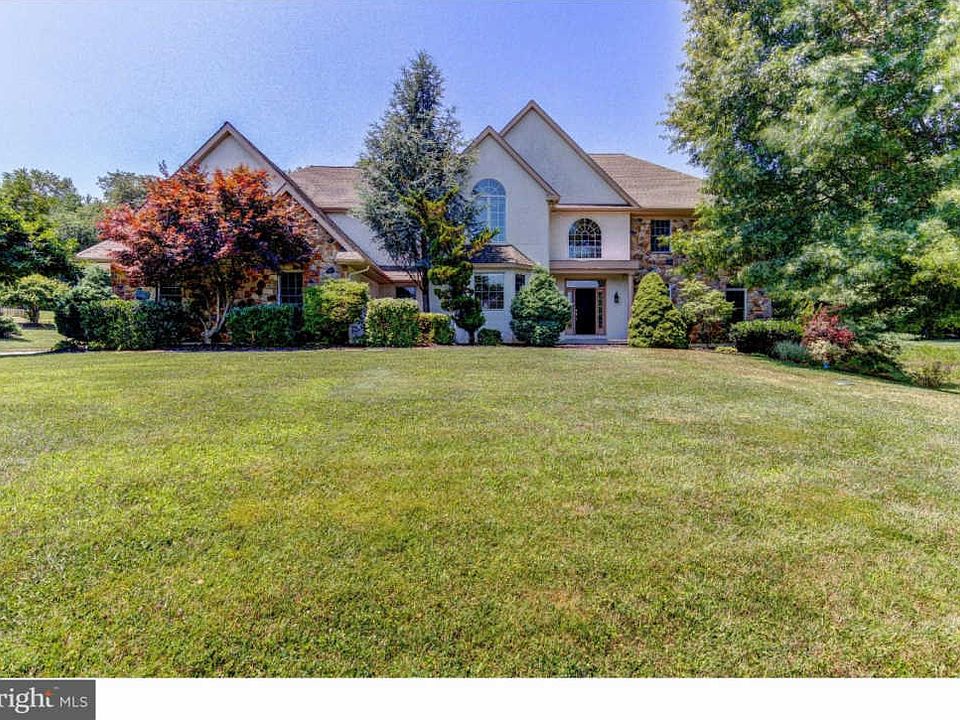 1st image of 114 Gideon Dr