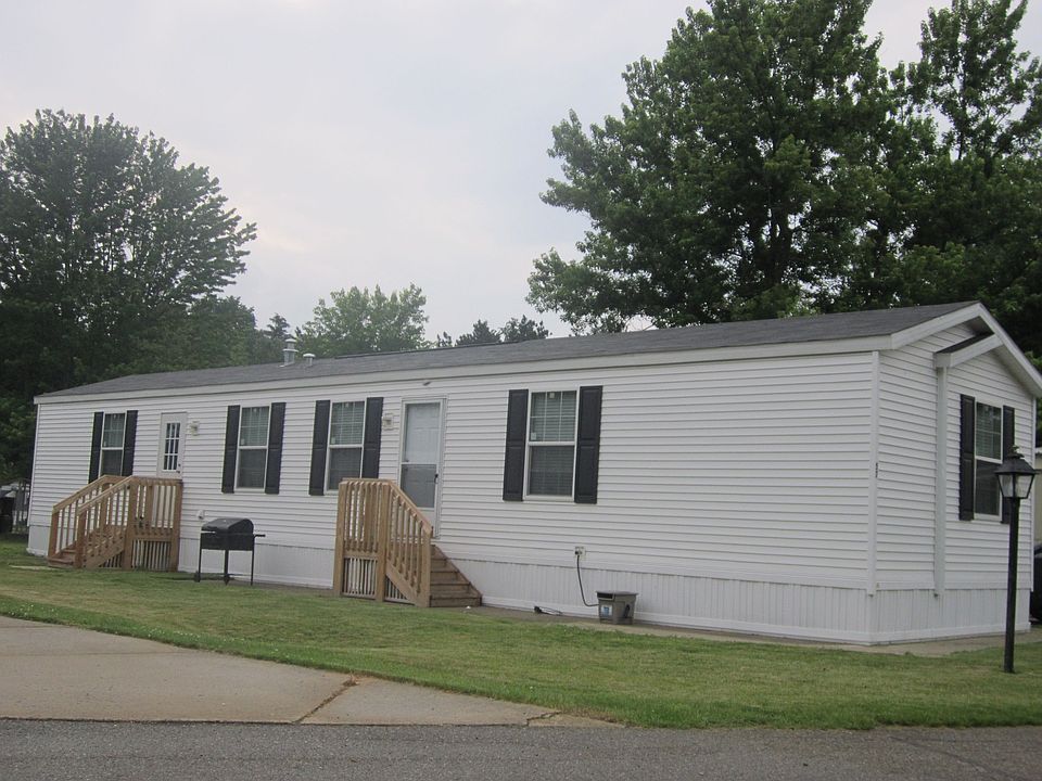 2nd image of 10450 6 Mile Rd Lot 57