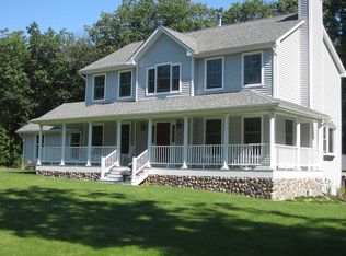 92 Clark Rd, Smithfield, RI 02917