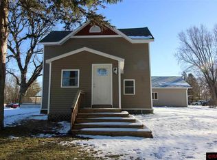 204 Park St N, Saint Clair, MN 56080