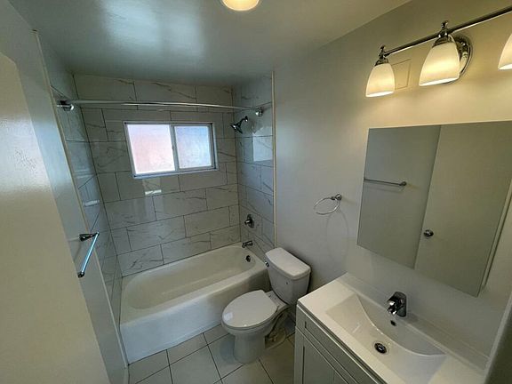 5th image of 1331 La Playa St APT 15