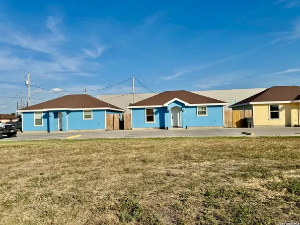 26 LOMA LINDA, Eagle Pass, TX 78852