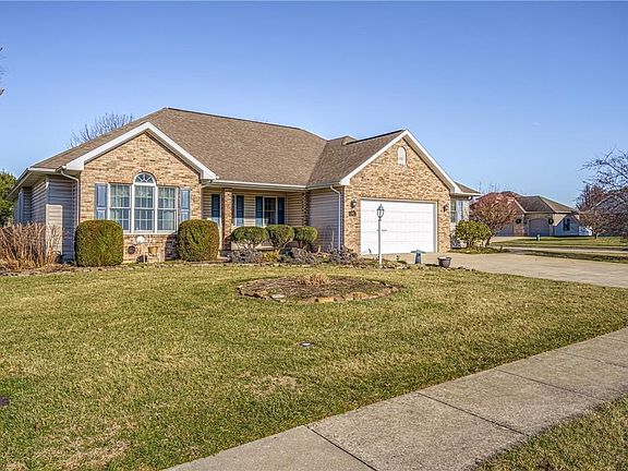 3rd image of 908 Northwood Dr