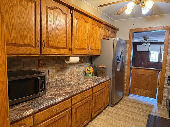 3rd image of 3320 Keller Rd #1