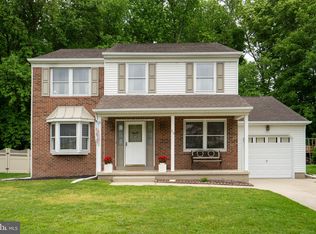 25 Crescent Hollow Dr, Sewell, NJ 08080
