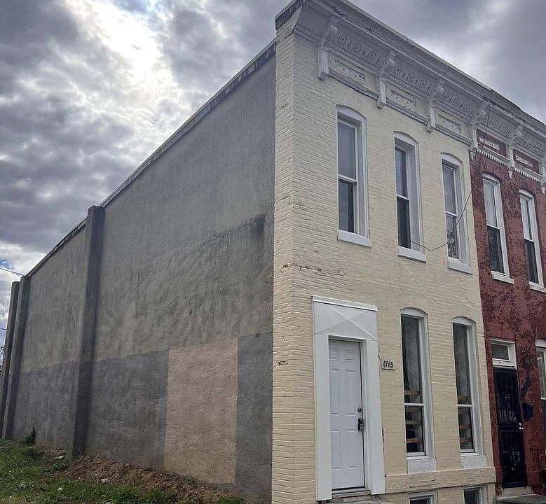 1st image of 1715 Presstman St