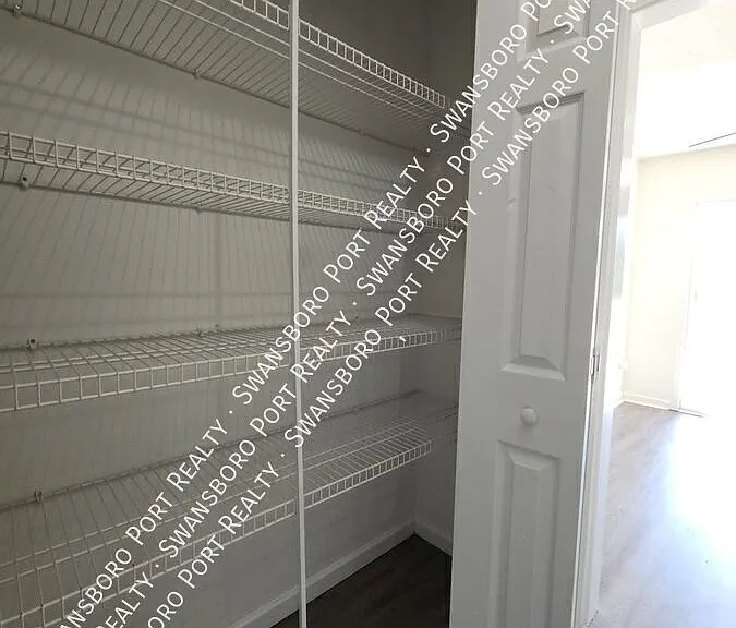 205 Ashcroft Dr — Photo 16