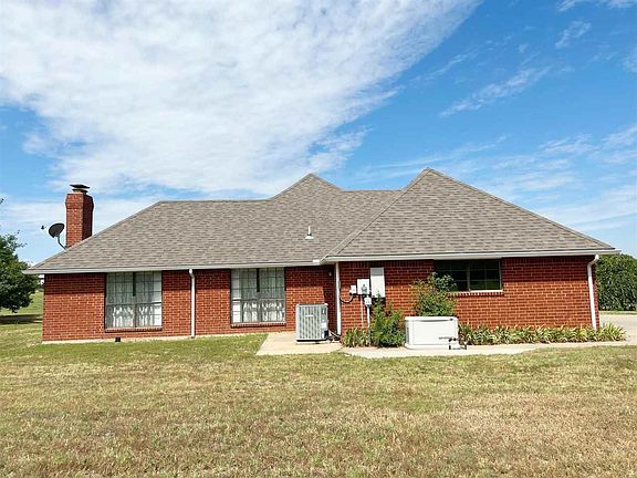 5th image of 4513 NE Pheasant Way