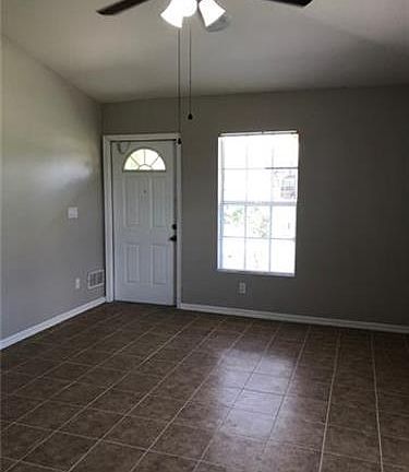 2nd image of 701/703 Jack Ave S