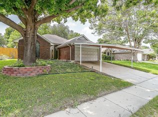 808 Parkwest Blvd, Saginaw, TX 76179