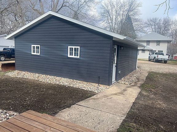 Garage new windows / siding 
