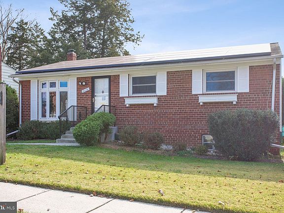 3rd image of 5110 Oakglen Dr