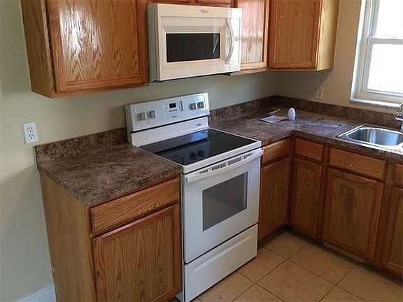 4th image of 8426 Quisqualis Dr