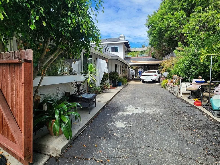 34288 Camino El Molino #B — Photo 20