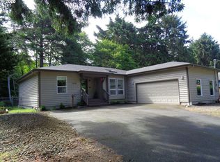 1015 SW Pine Ave, Depoe Bay, OR 97341